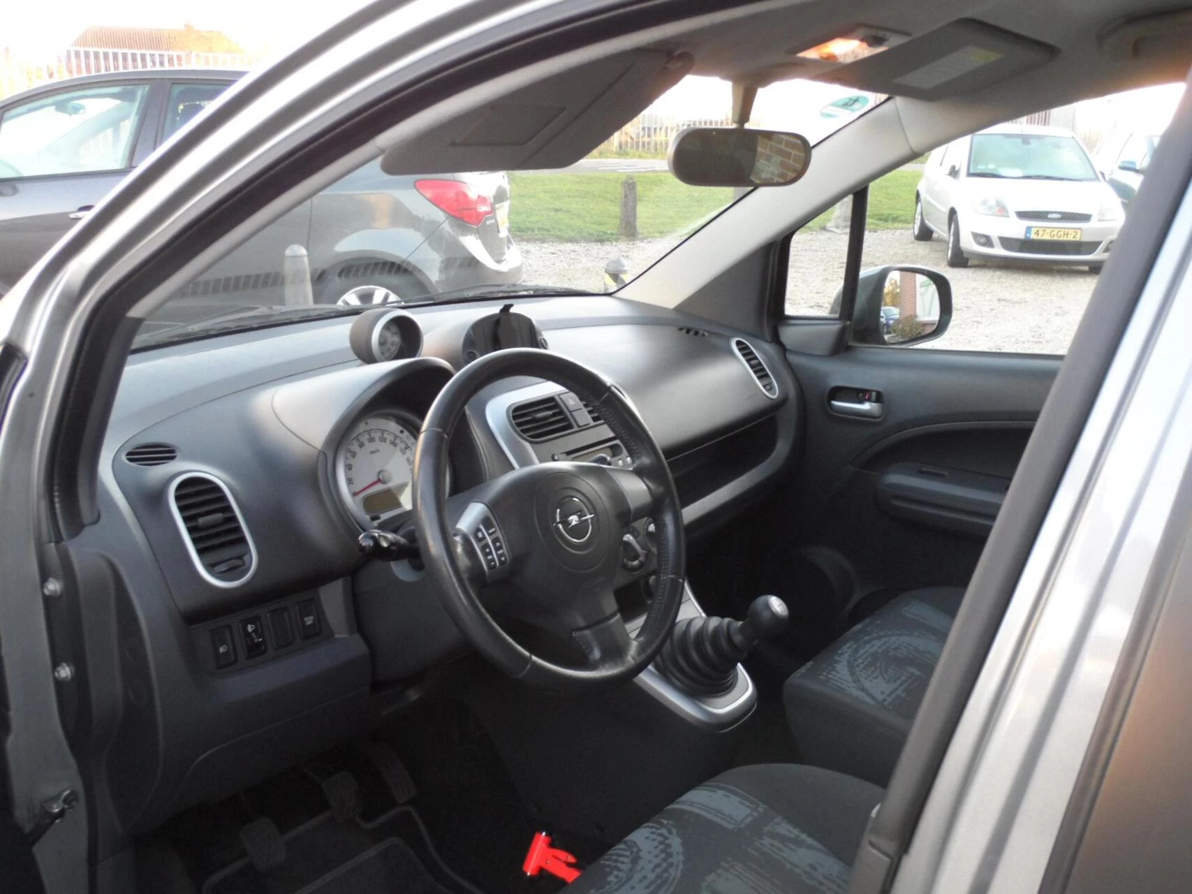 Hoofdafbeelding Opel Agila