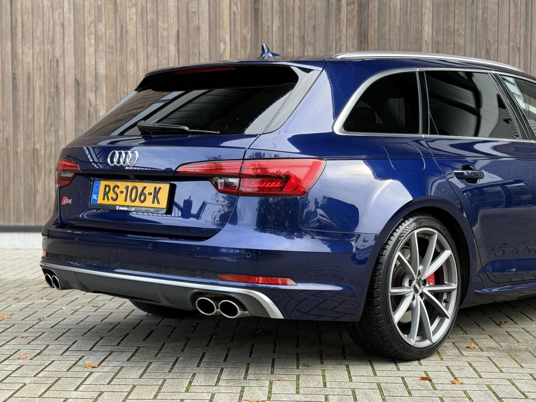 Hoofdafbeelding Audi S4
