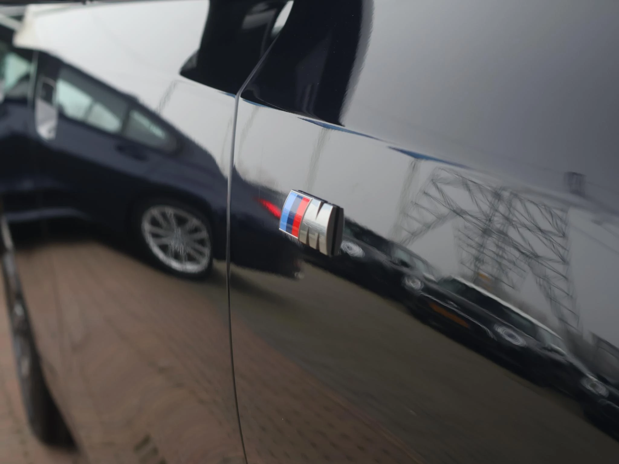 Hoofdafbeelding BMW i5