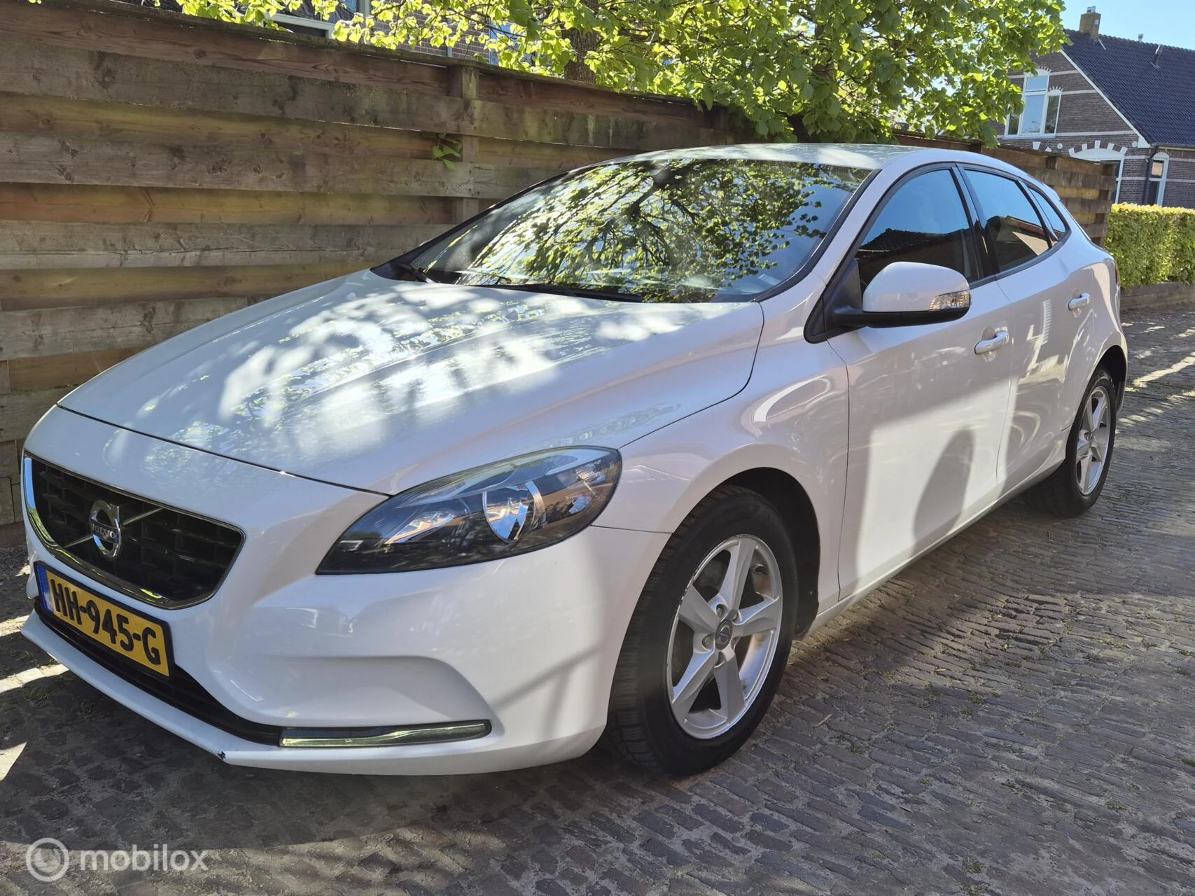 Hoofdafbeelding Volvo V40