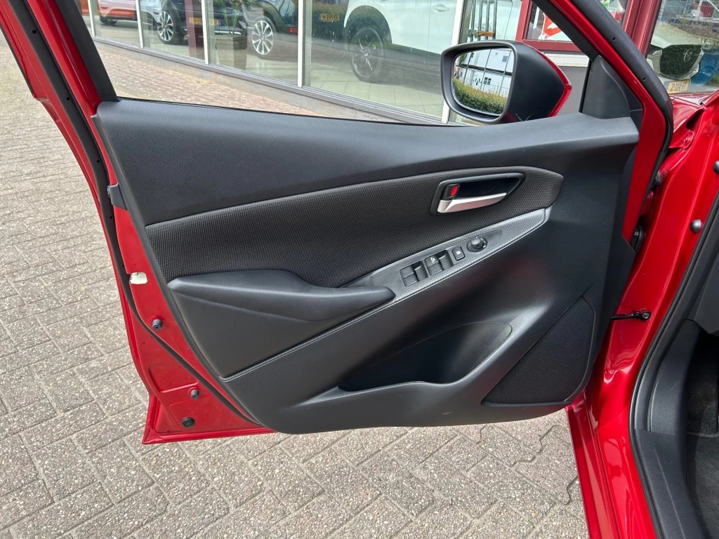 Hoofdafbeelding Mazda 2