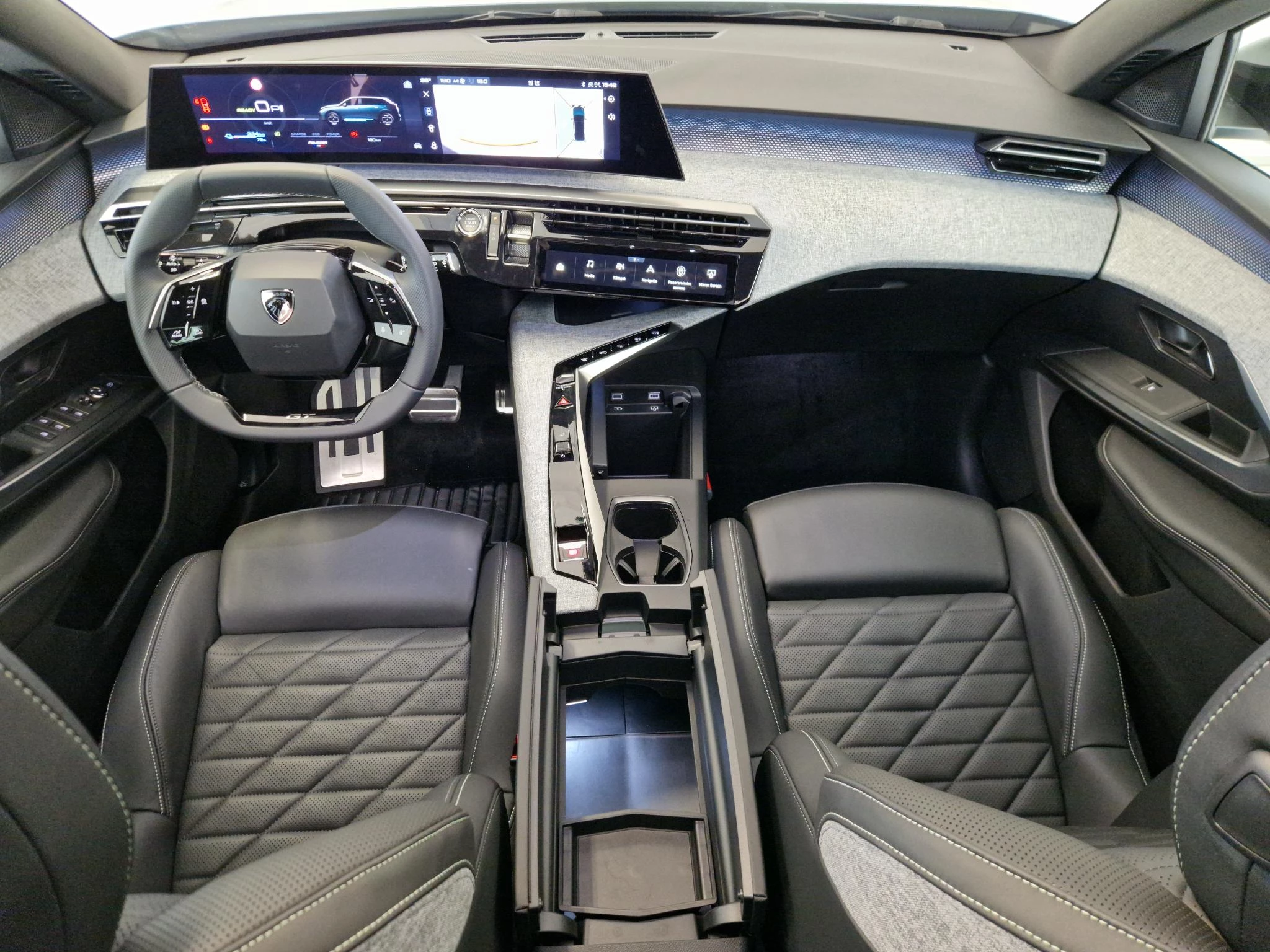 Hoofdafbeelding Peugeot e-5008