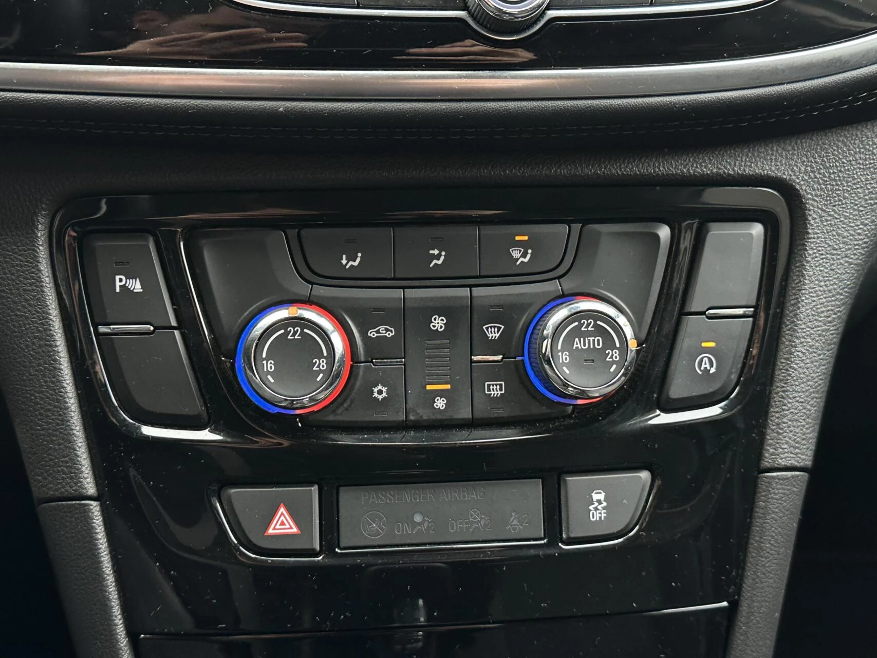 Hoofdafbeelding Opel Mokka X