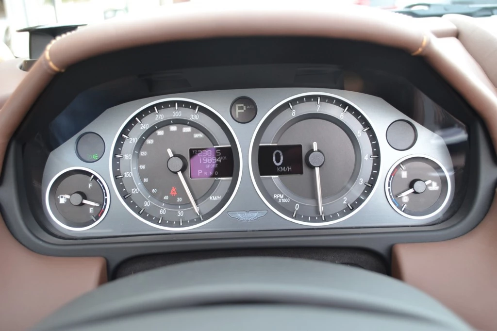 Hoofdafbeelding Aston Martin DBS