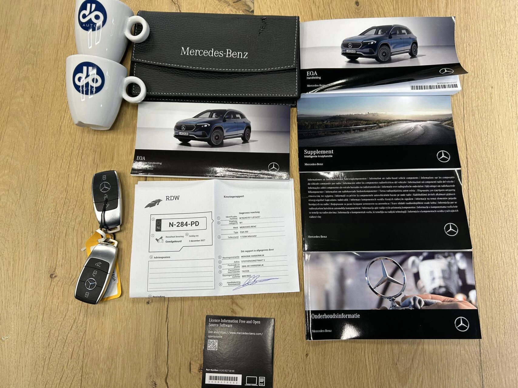 Hoofdafbeelding Mercedes-Benz EQA