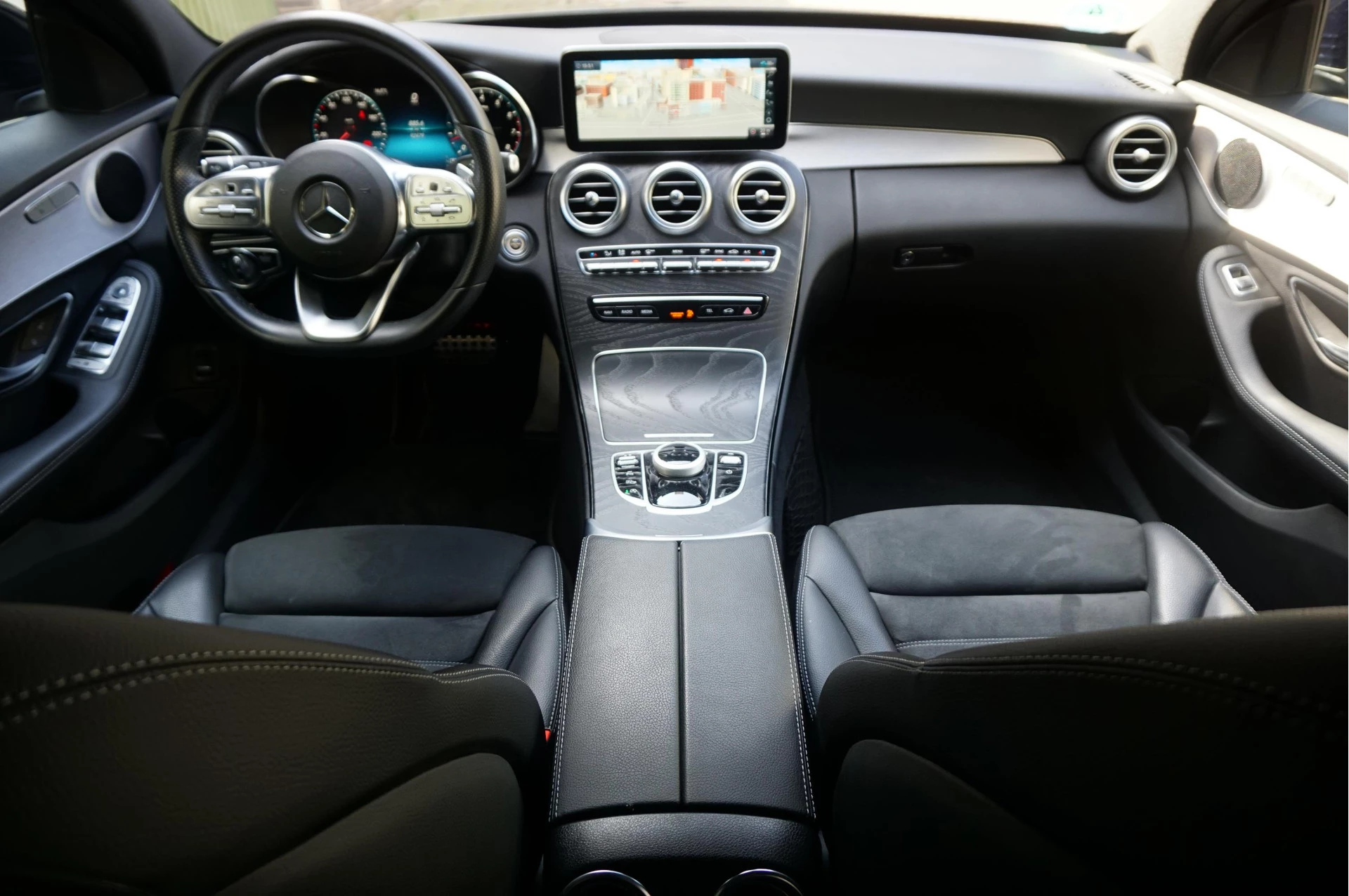 Hoofdafbeelding Mercedes-Benz C-Klasse