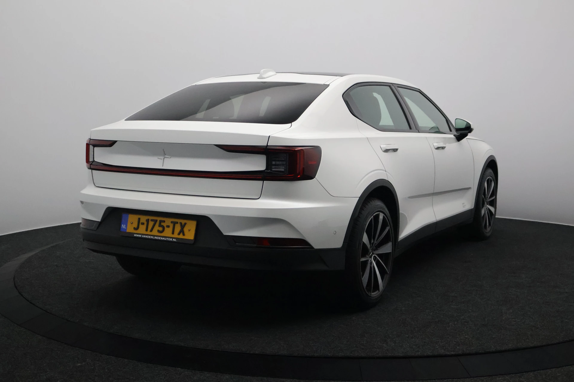 Hoofdafbeelding Polestar 2