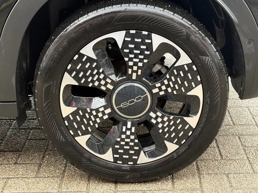 Hoofdafbeelding Fiat 600