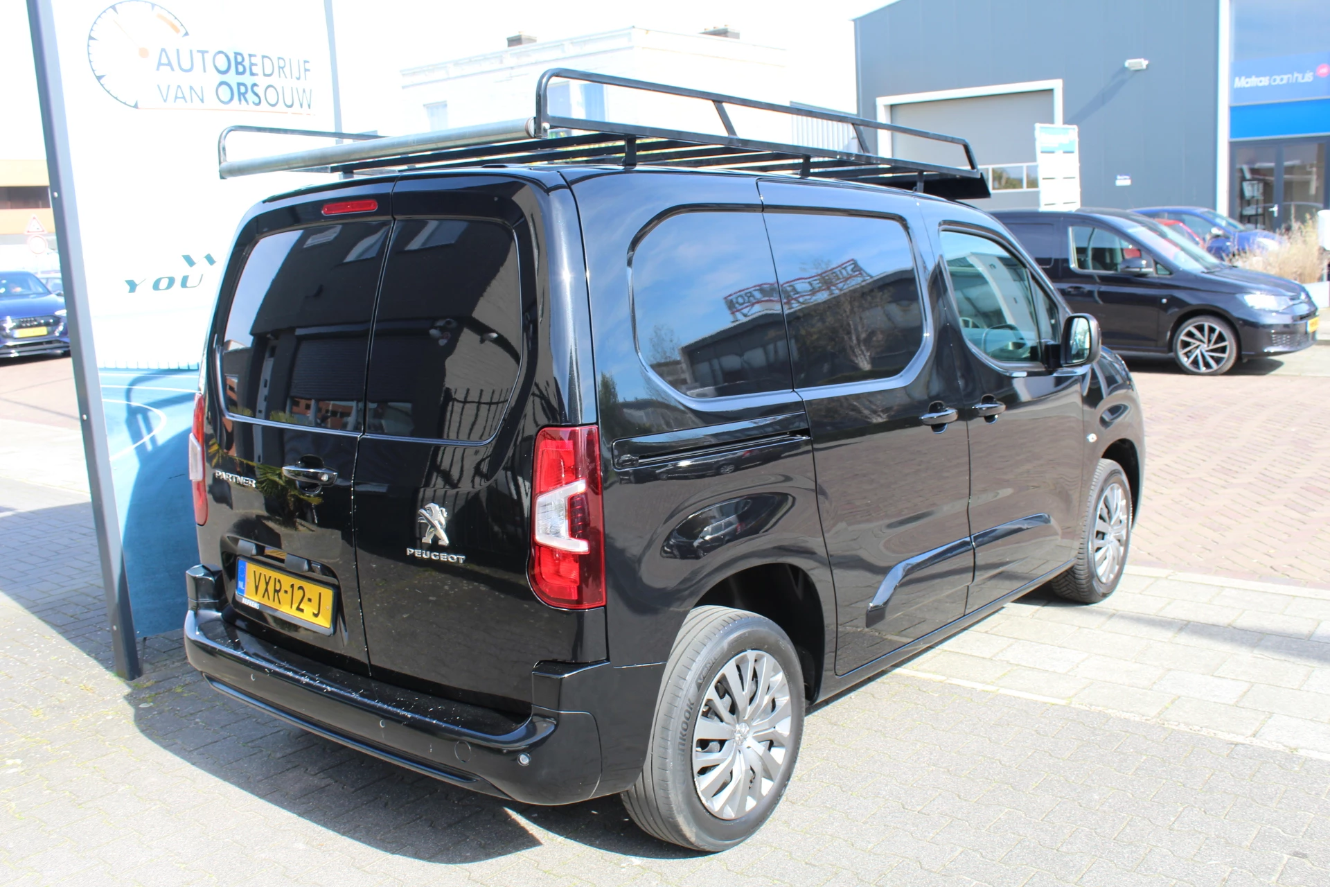 Hoofdafbeelding Peugeot Partner