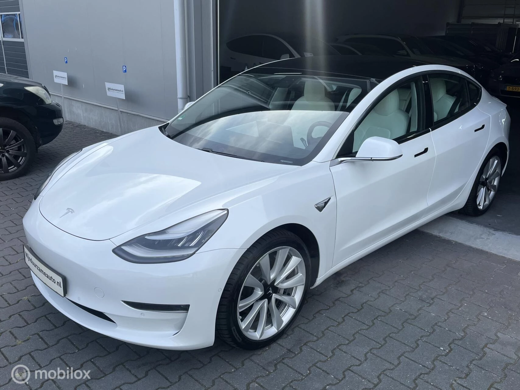 Hoofdafbeelding Tesla Model 3