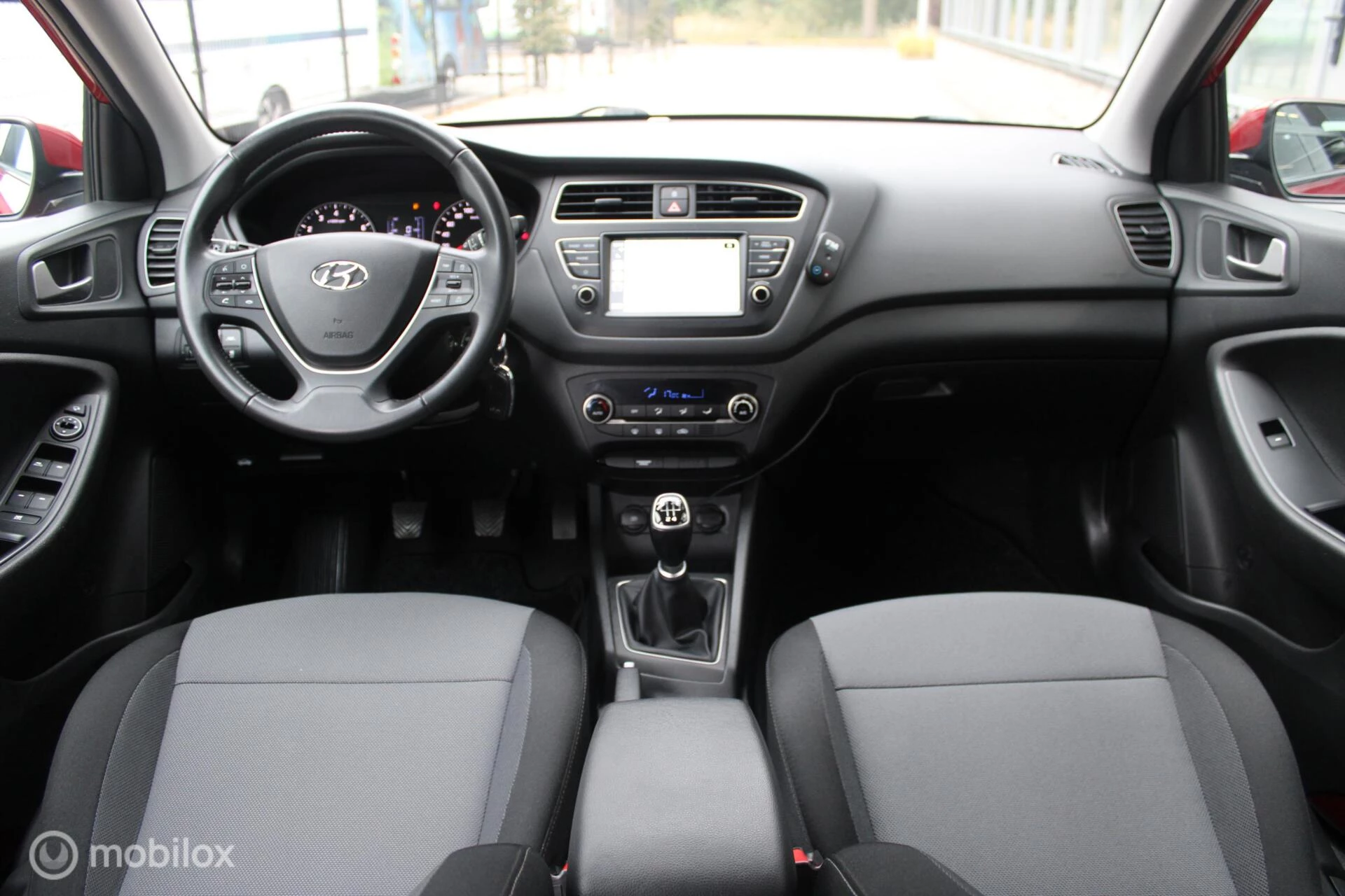 Hoofdafbeelding Hyundai i20