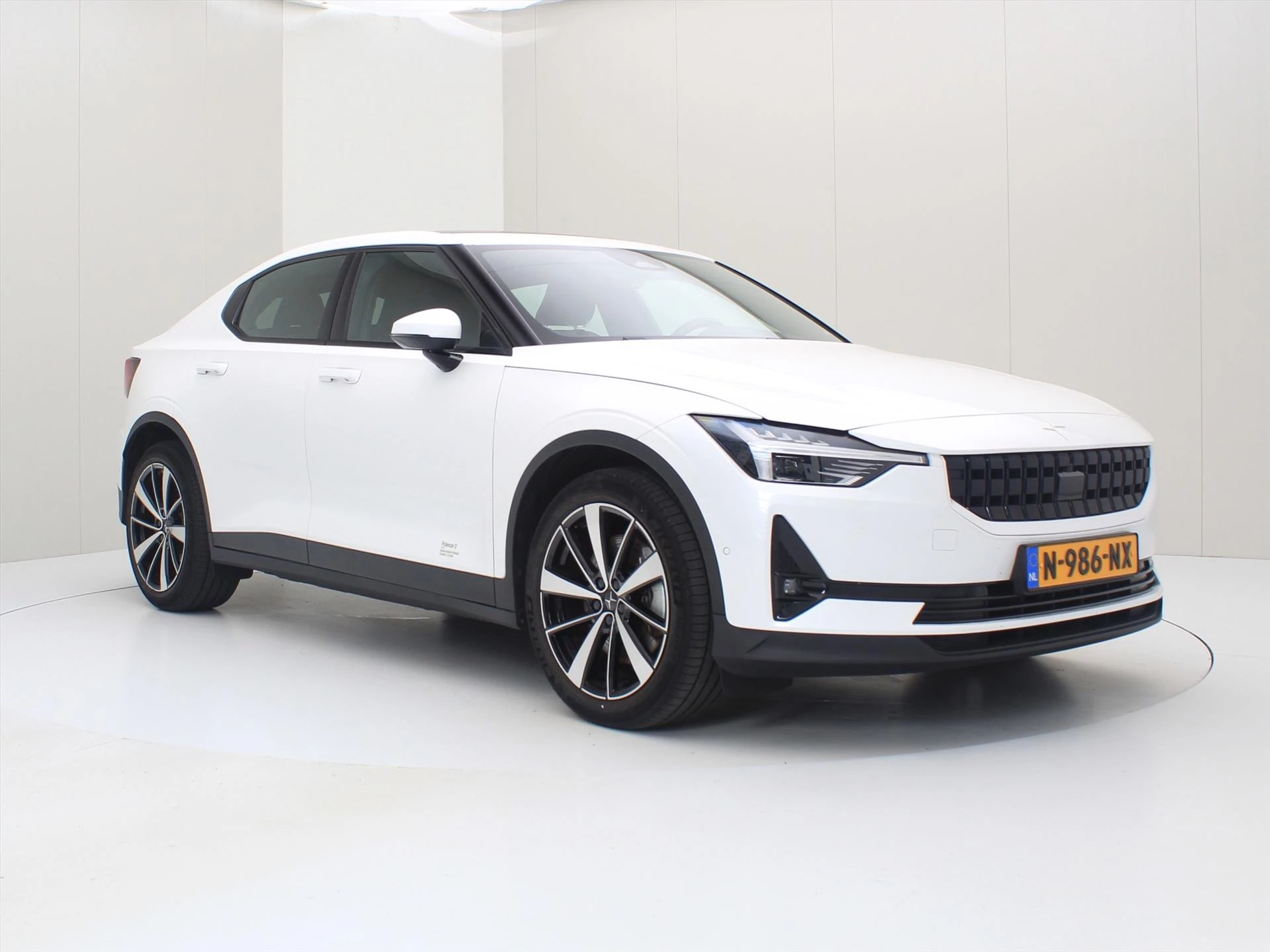 Hoofdafbeelding Polestar 2