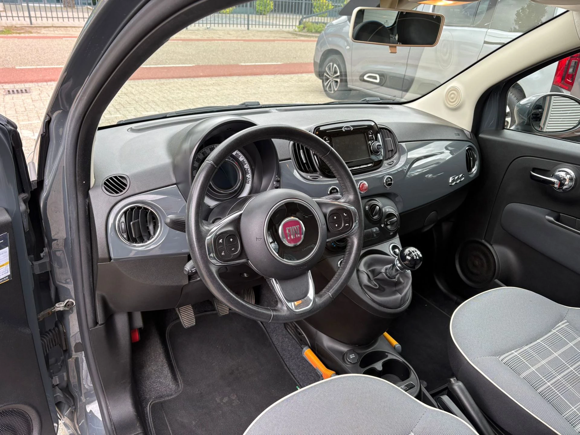 Hoofdafbeelding Fiat 500