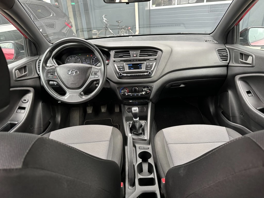 Hoofdafbeelding Hyundai i20