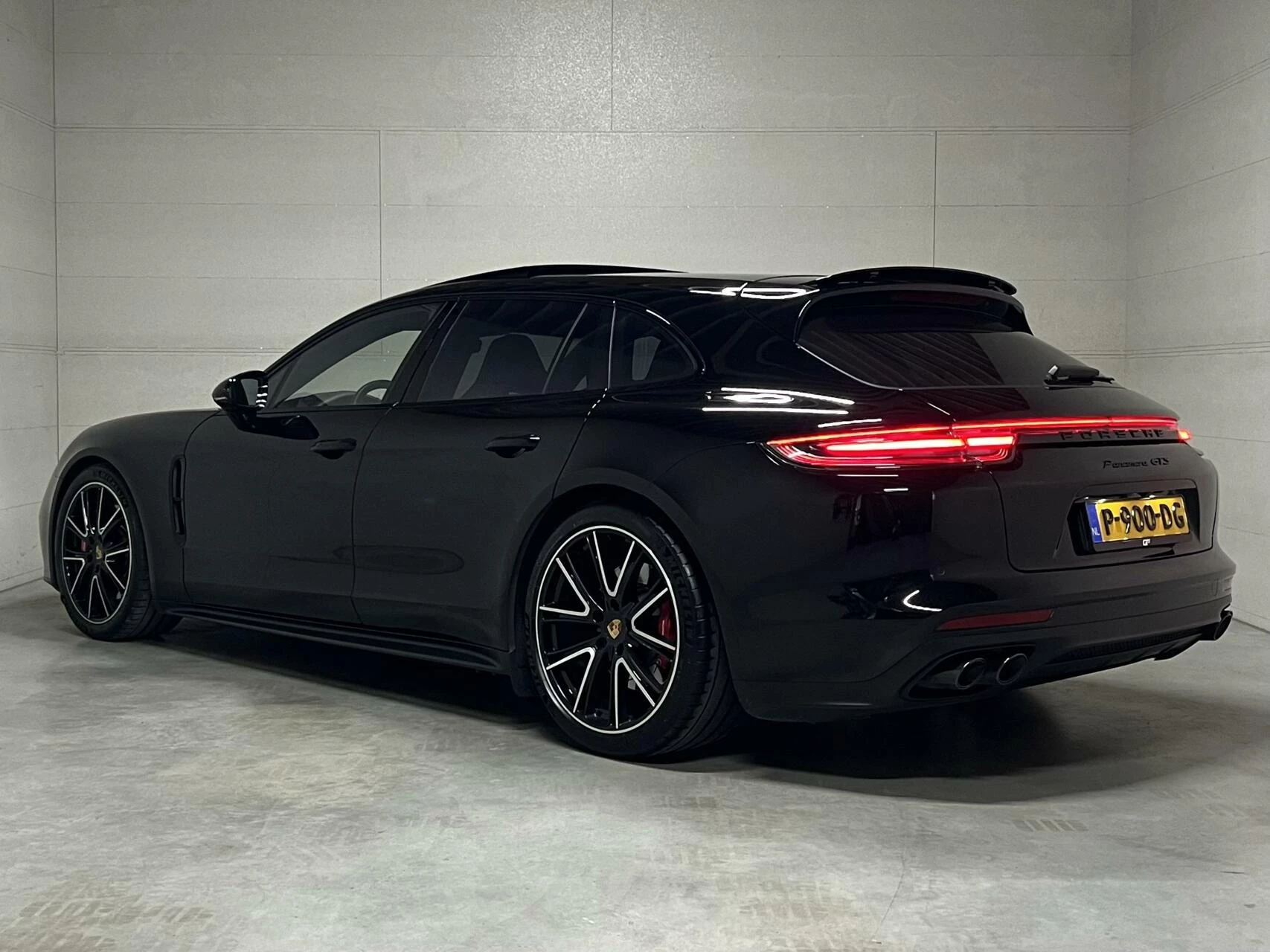Hoofdafbeelding Porsche Panamera