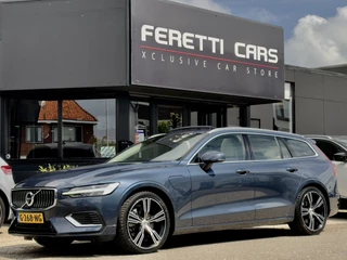 Hoofdafbeelding Volvo V60 Volvo V60 2.0 T8 AUT8 TWIN ENGINE AWD INSCRIPTION 304PK. PANODAK LEDER NAVI CAMERA DIGI-DASH APPLE-CARPLAY HEAD-UPP LED LMV PDC