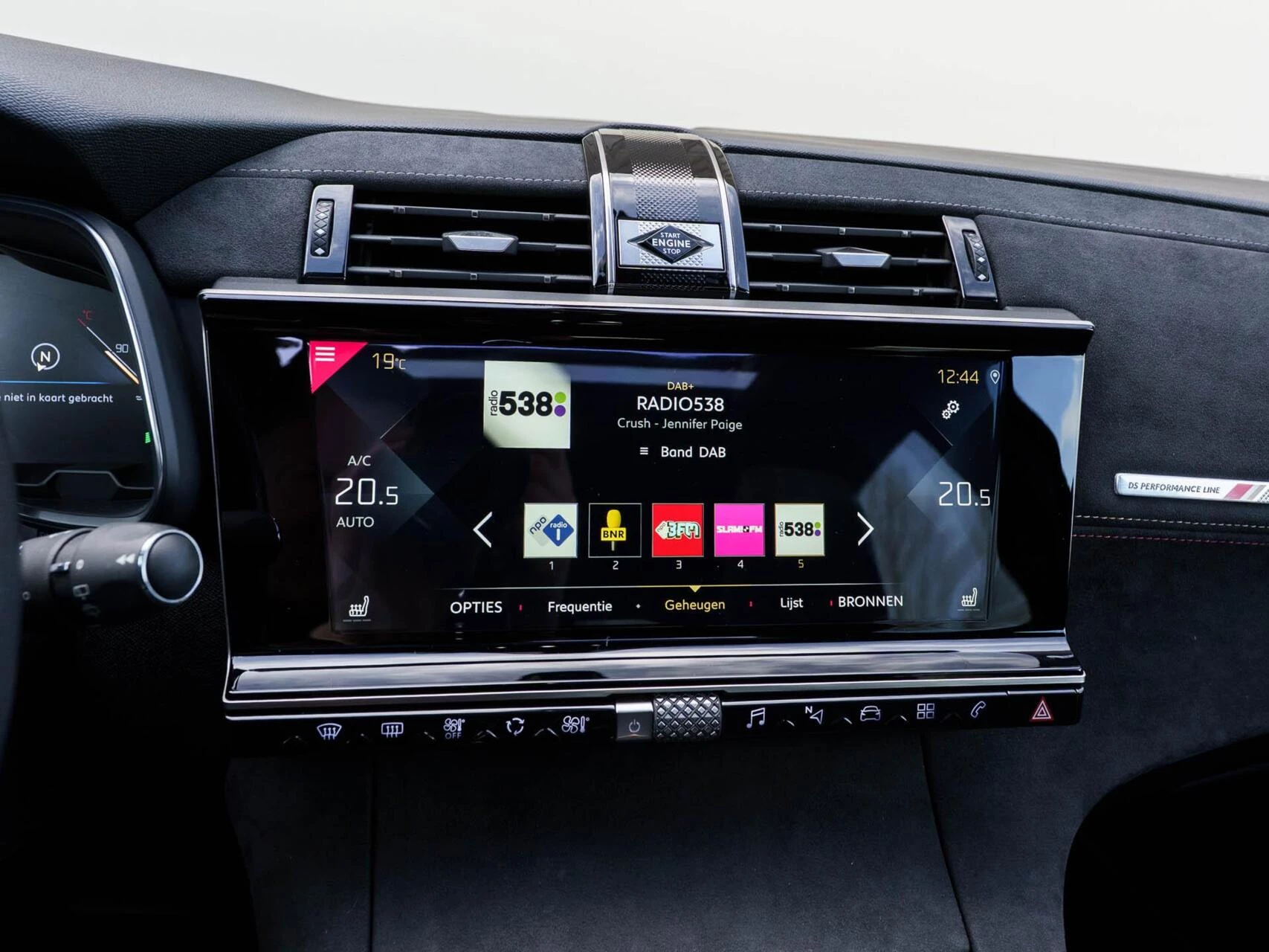 Hoofdafbeelding DS DS 7