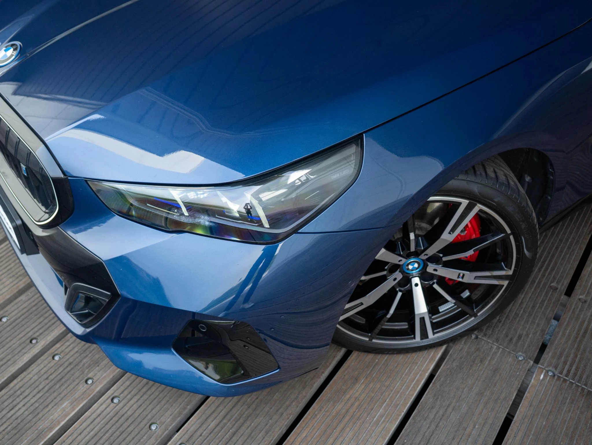 Hoofdafbeelding BMW i5