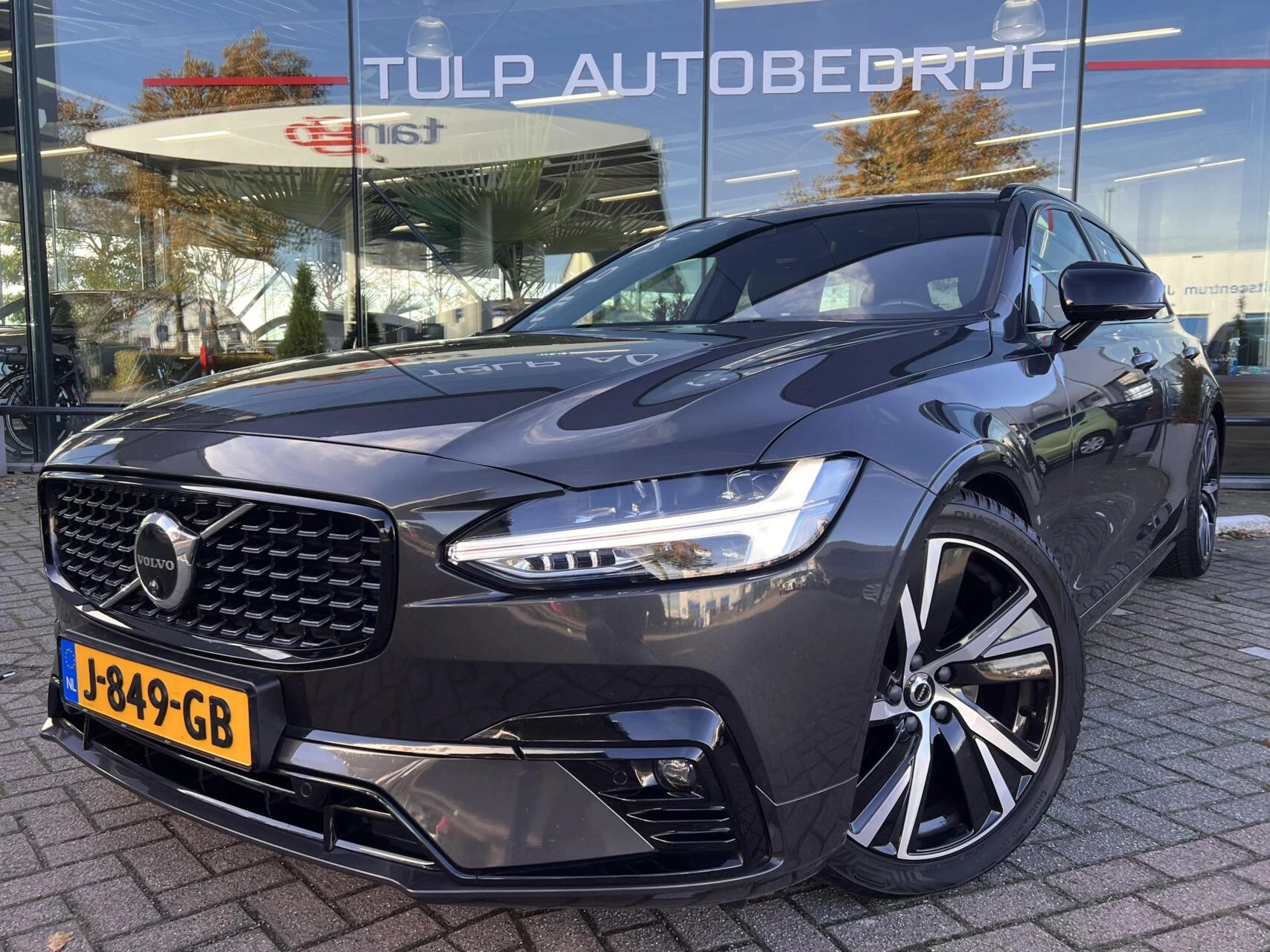 Hoofdafbeelding Volvo V90