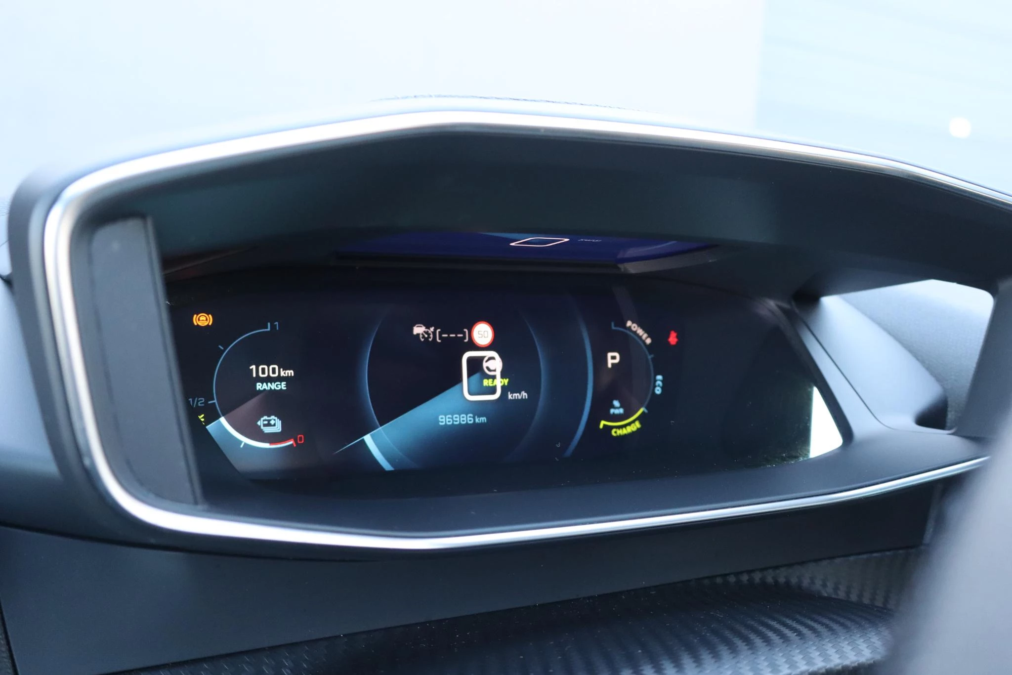 Hoofdafbeelding Peugeot e-208