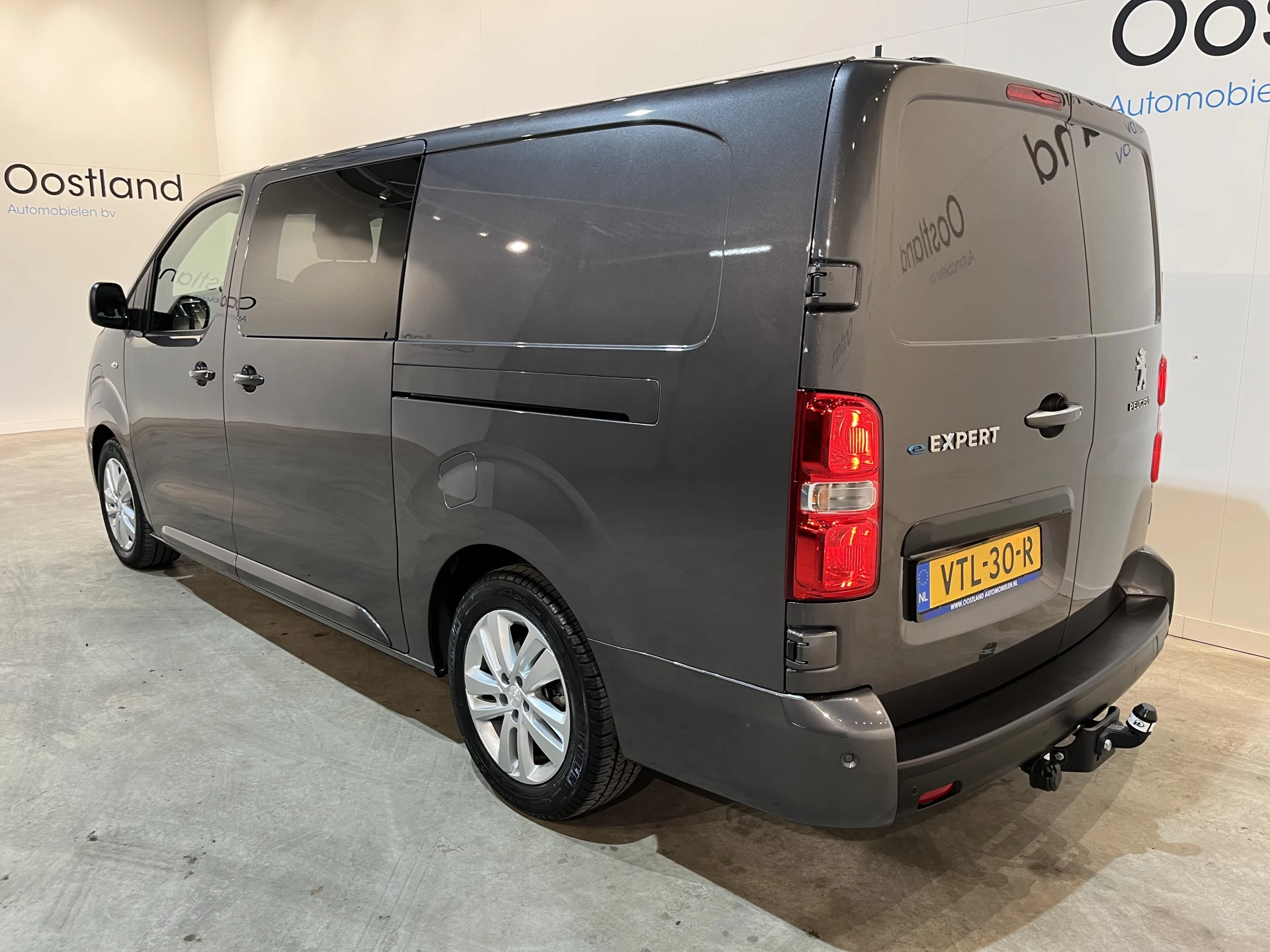 Hoofdafbeelding Peugeot e-Expert