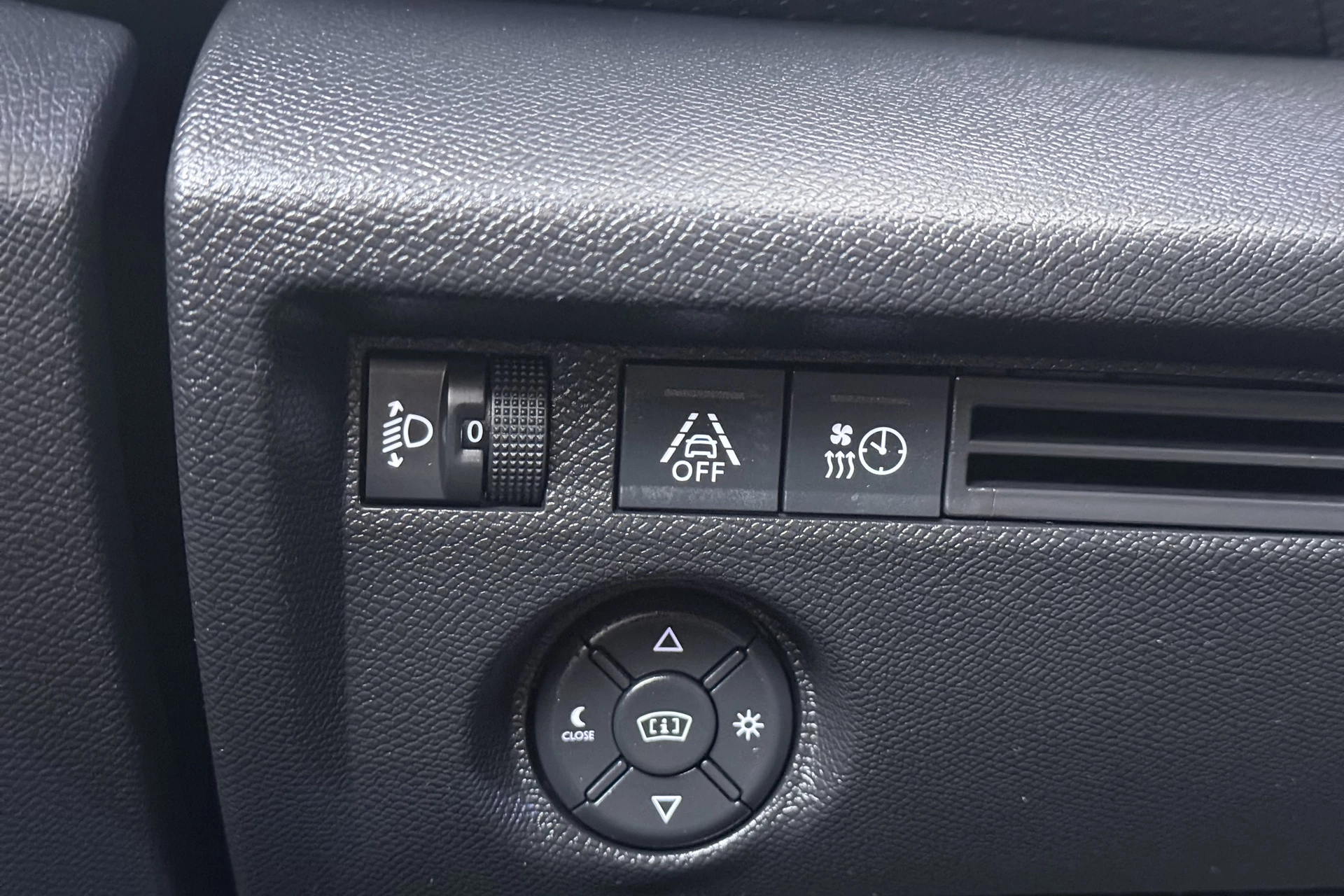 Hoofdafbeelding Citroën ë-C4