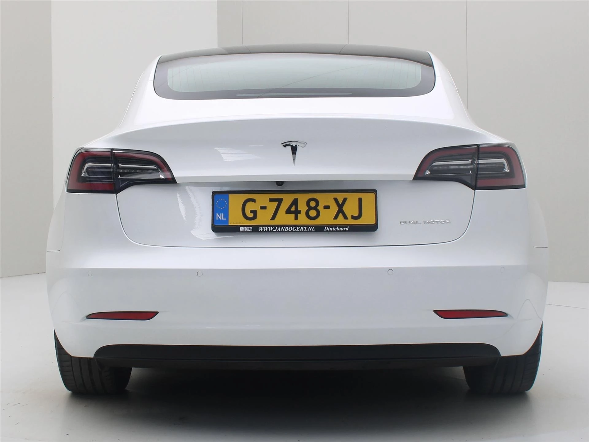 Hoofdafbeelding Tesla Model 3