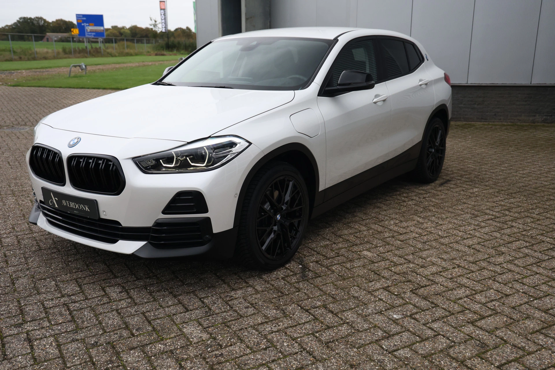 Hoofdafbeelding BMW X2
