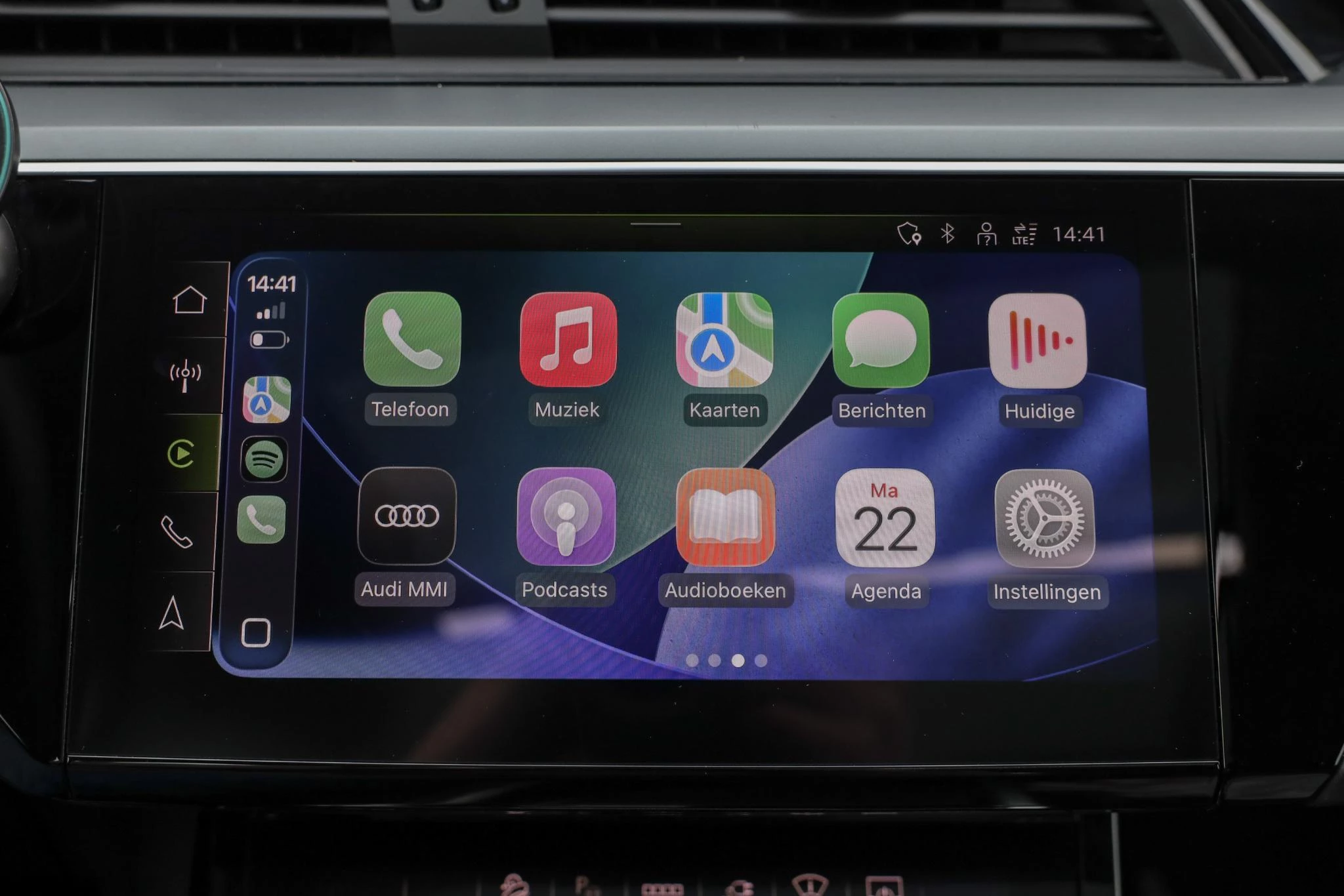 Hoofdafbeelding Audi e-tron