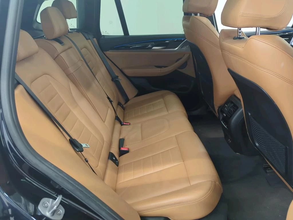 Hoofdafbeelding BMW iX3