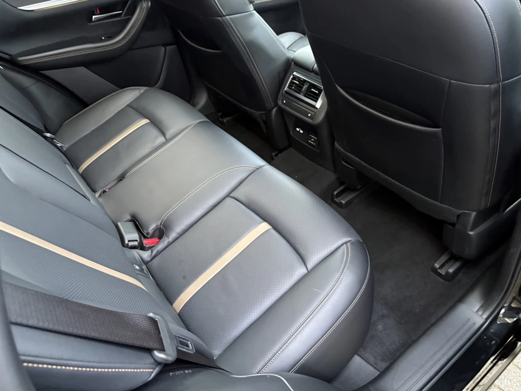 Hoofdafbeelding Mazda CX-60