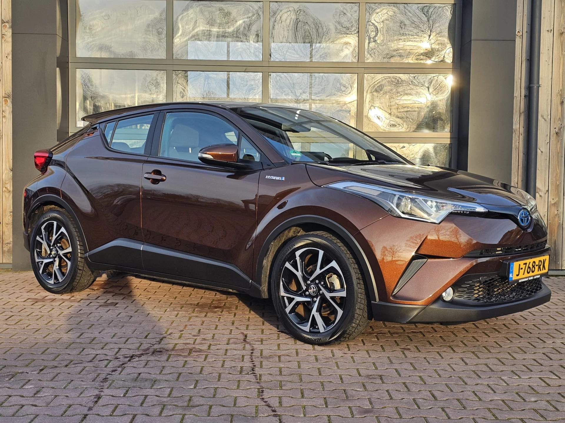 Hoofdafbeelding Toyota C-HR