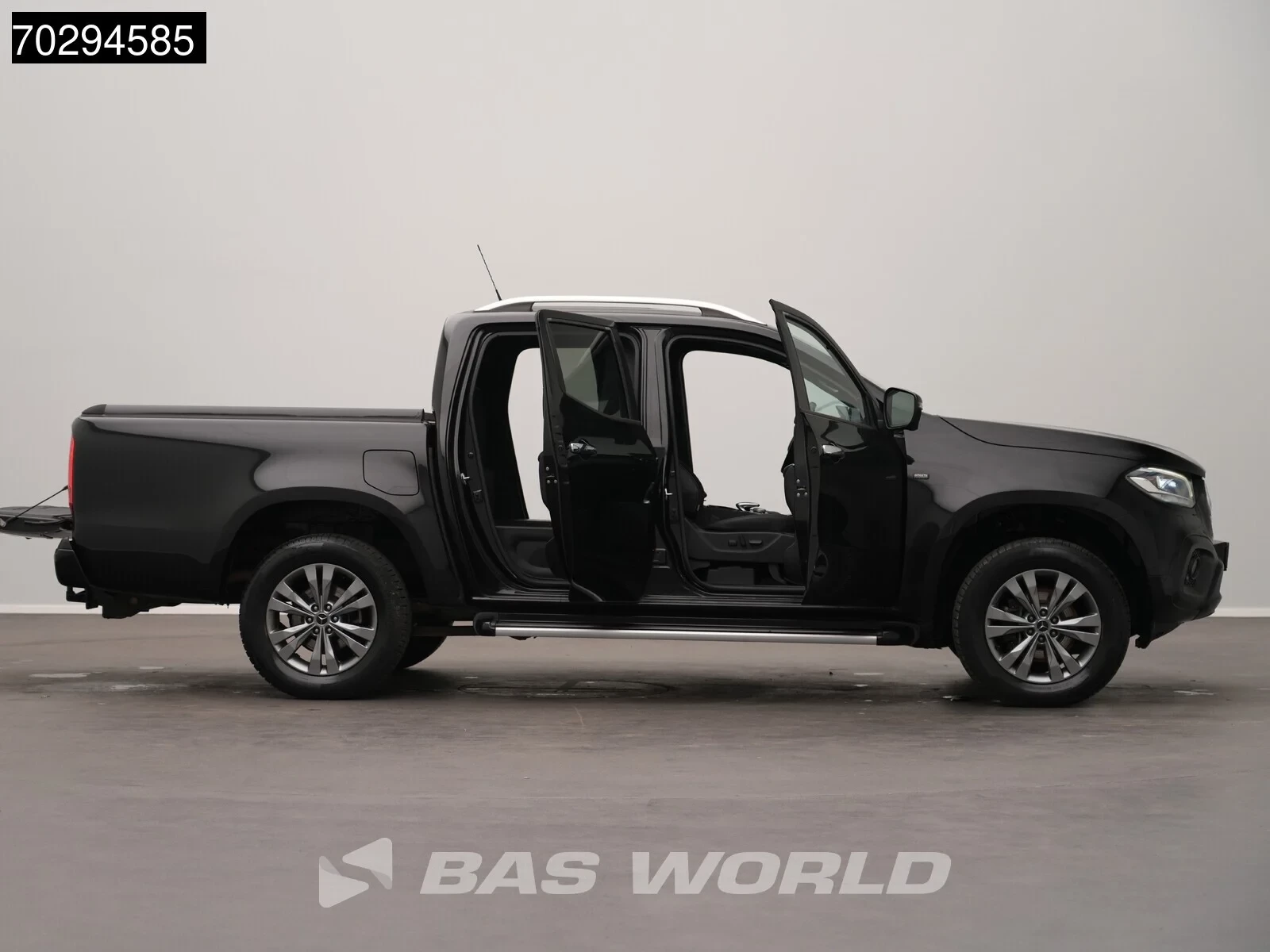 Hoofdafbeelding Mercedes-Benz X-Klasse