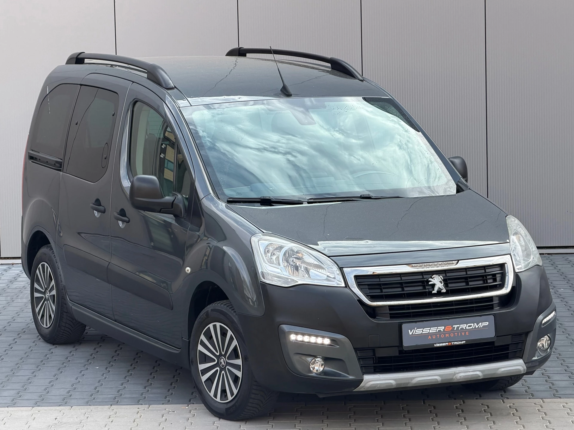 Hoofdafbeelding Peugeot Partner