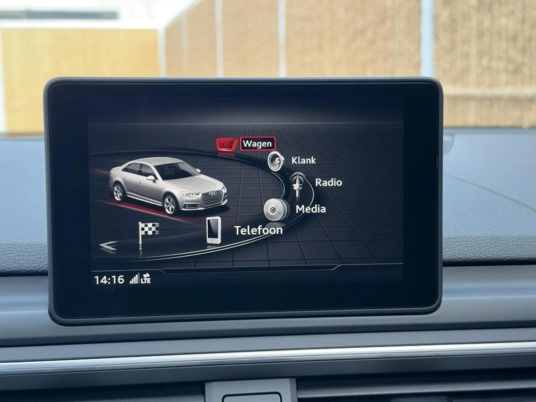 Hoofdafbeelding Audi A4