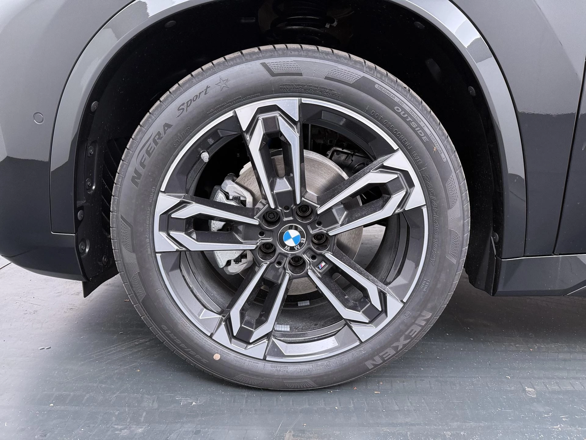 Hoofdafbeelding BMW iX1