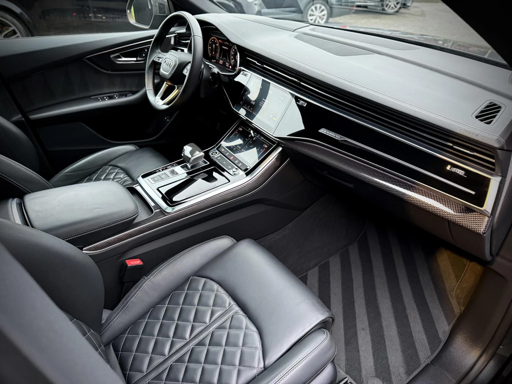 Hoofdafbeelding Audi Q8