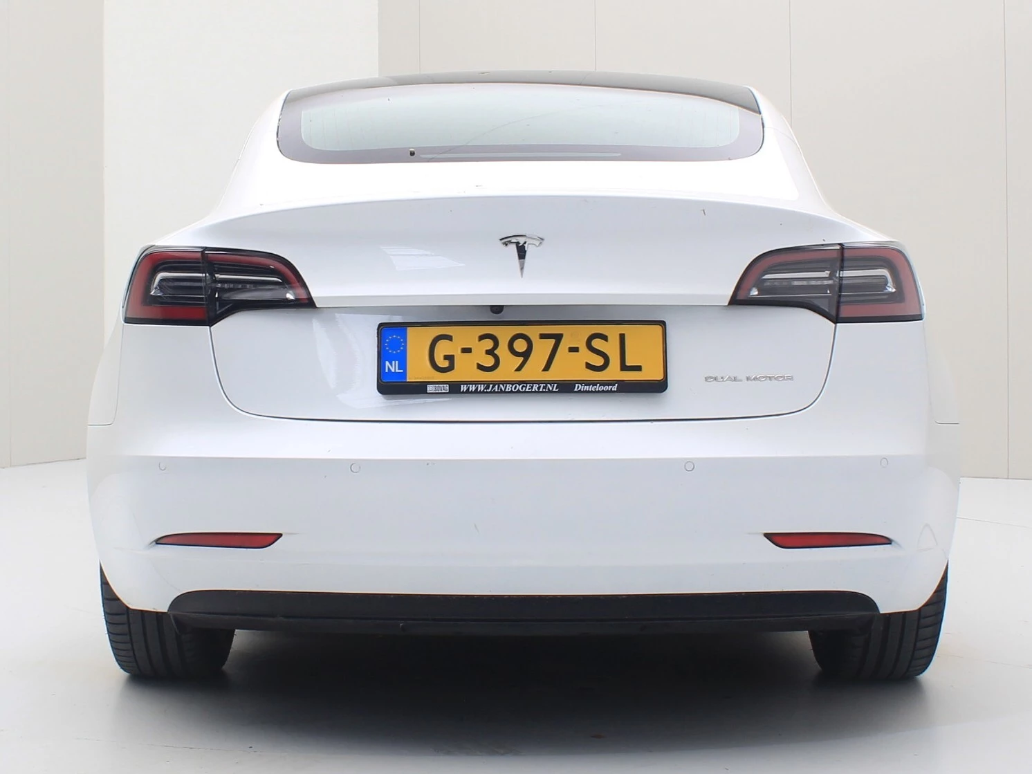 Hoofdafbeelding Tesla Model 3