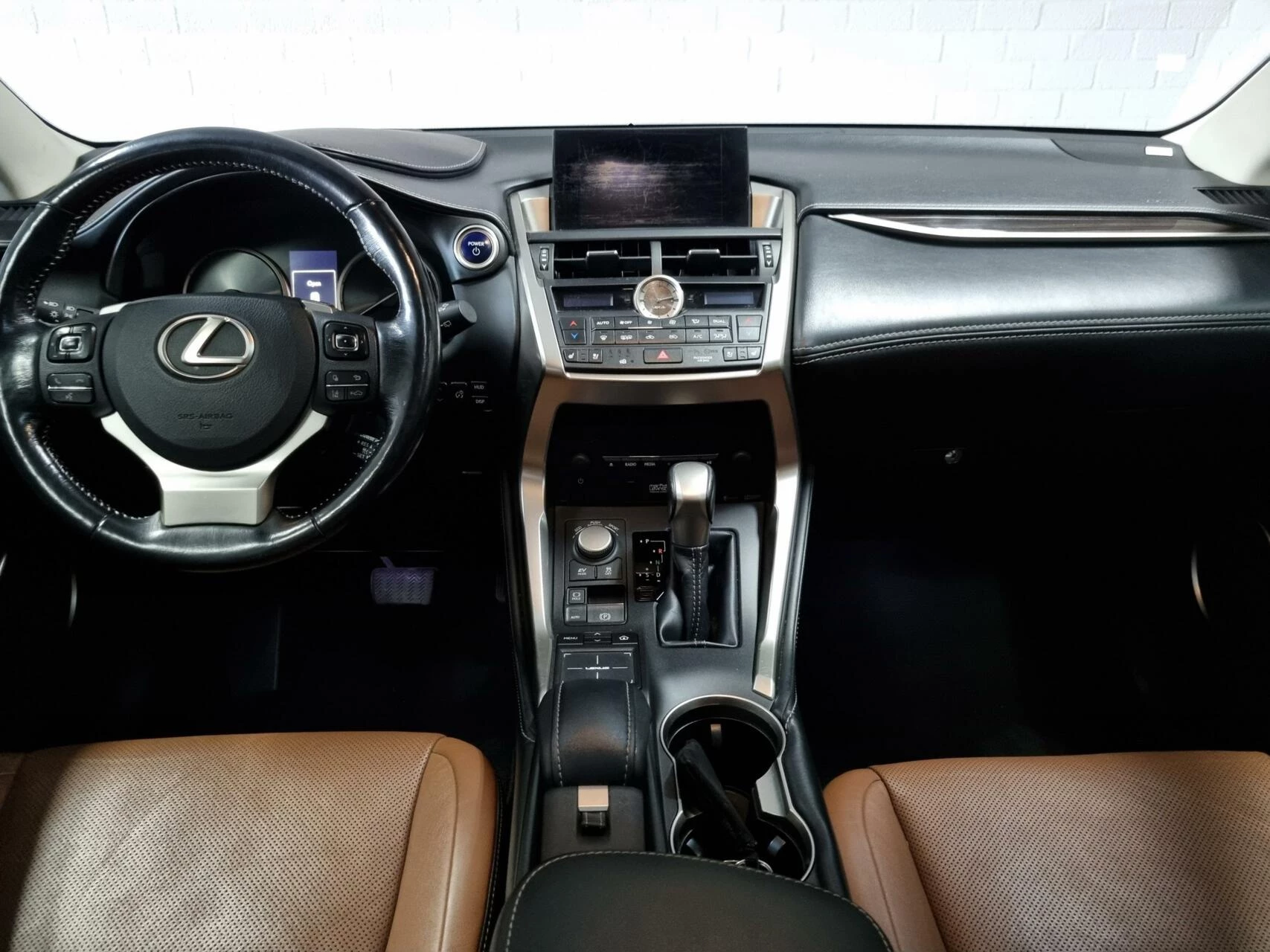 Hoofdafbeelding Lexus NX