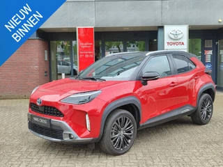 Toyota Yaris Cross 1.5 Hybrid ADVENTURE STOEL/STUURVERW HEAD-UP EL-ACHTERKLEP PARK-SENSOREN NAVI CLIMA AD-CRUISE APPLE/ANDROID 18'' LM-VELGEN KEYLESS