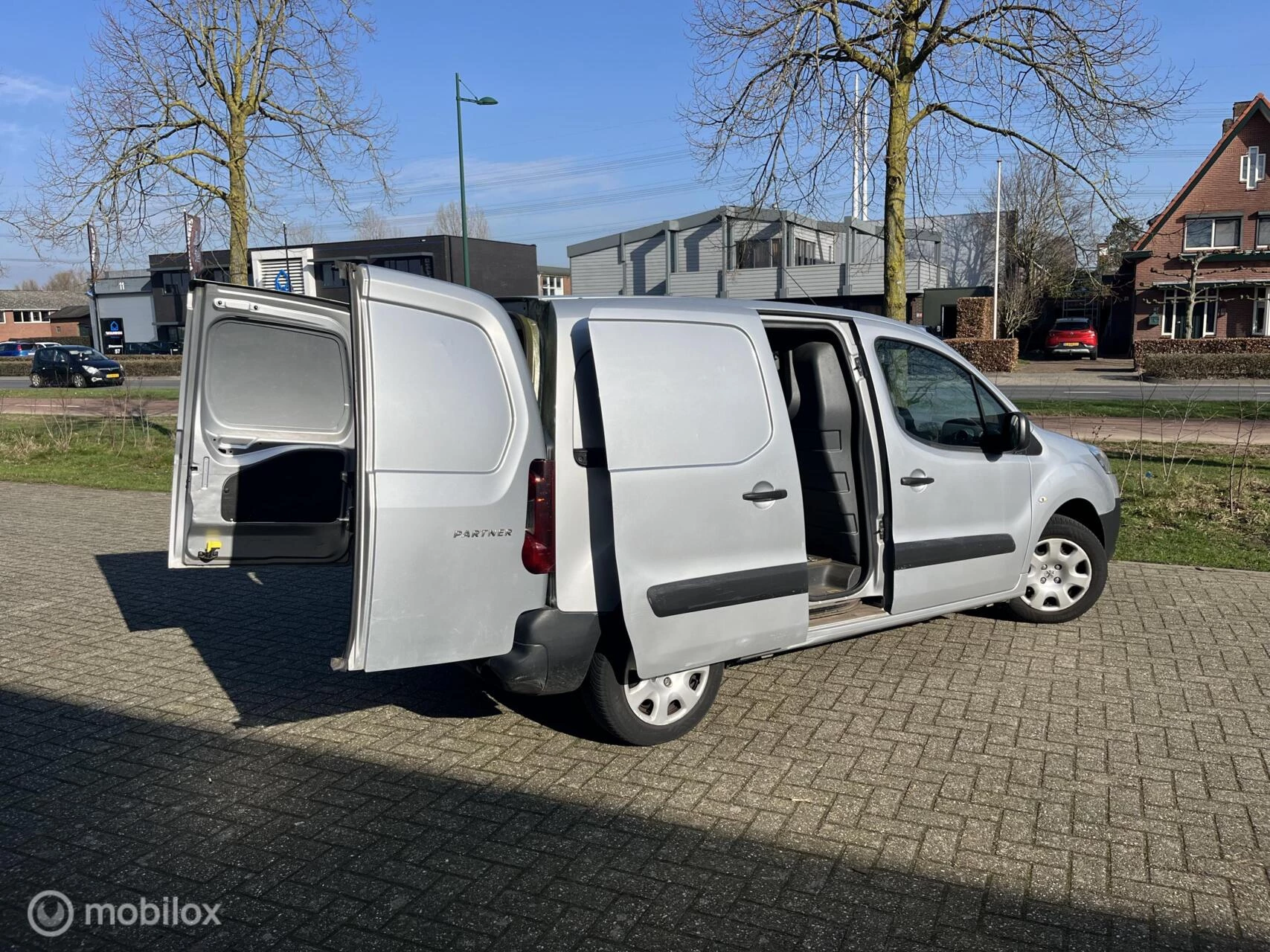 Hoofdafbeelding Peugeot Partner