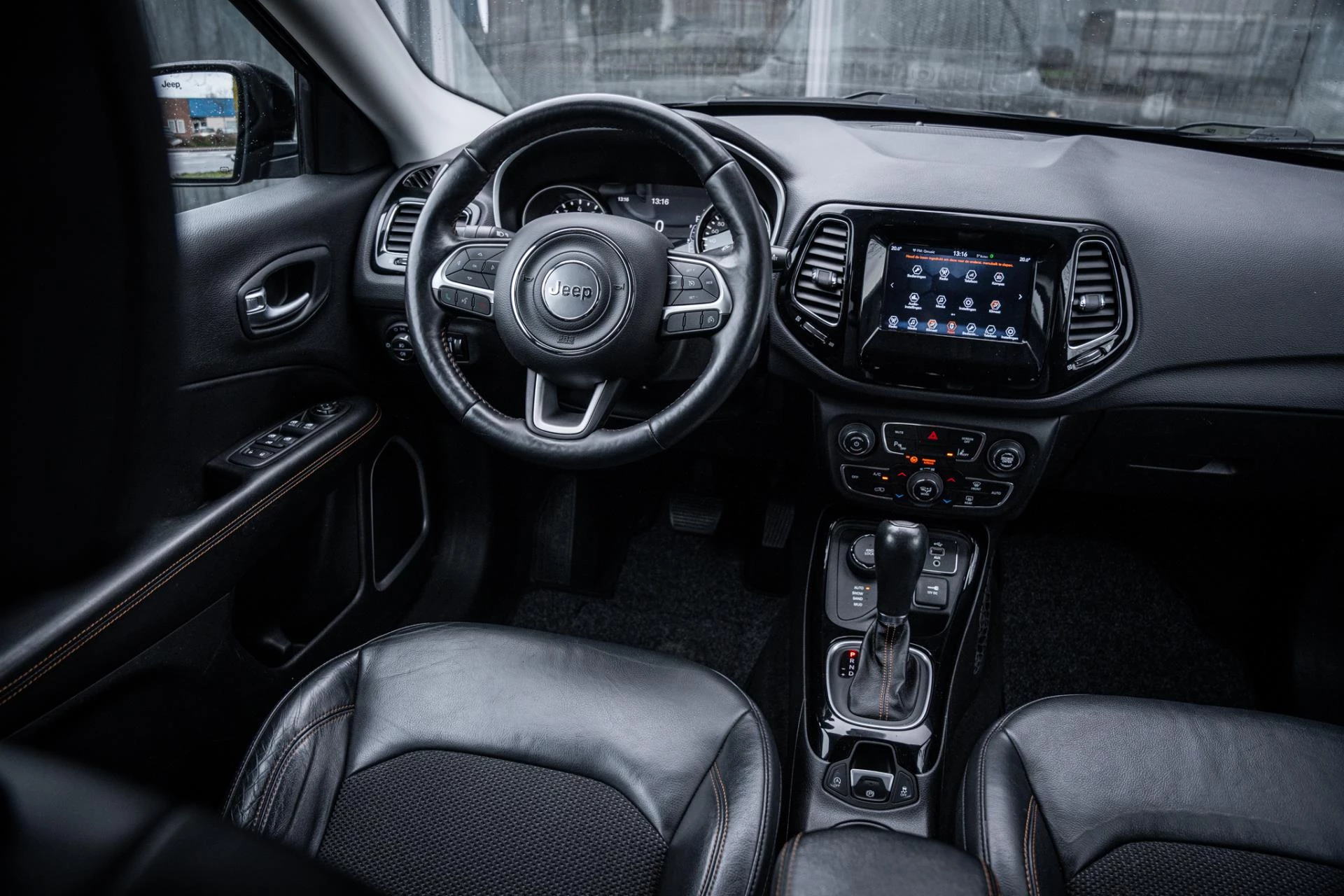 Hoofdafbeelding Jeep Compass