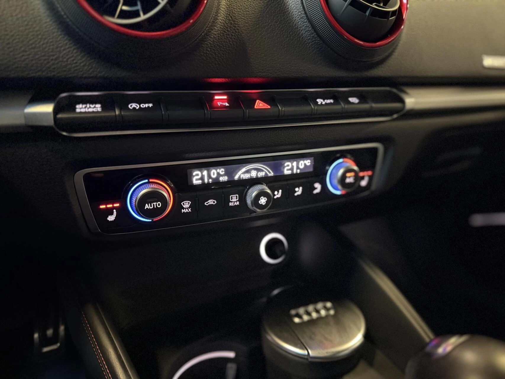 Hoofdafbeelding Audi S3