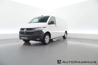 Volkswagen Transporter 2.0 TDI L2H1 28 Comfortline 110pk | Navi | Cruise | Trekhaak | Apple CarPlay