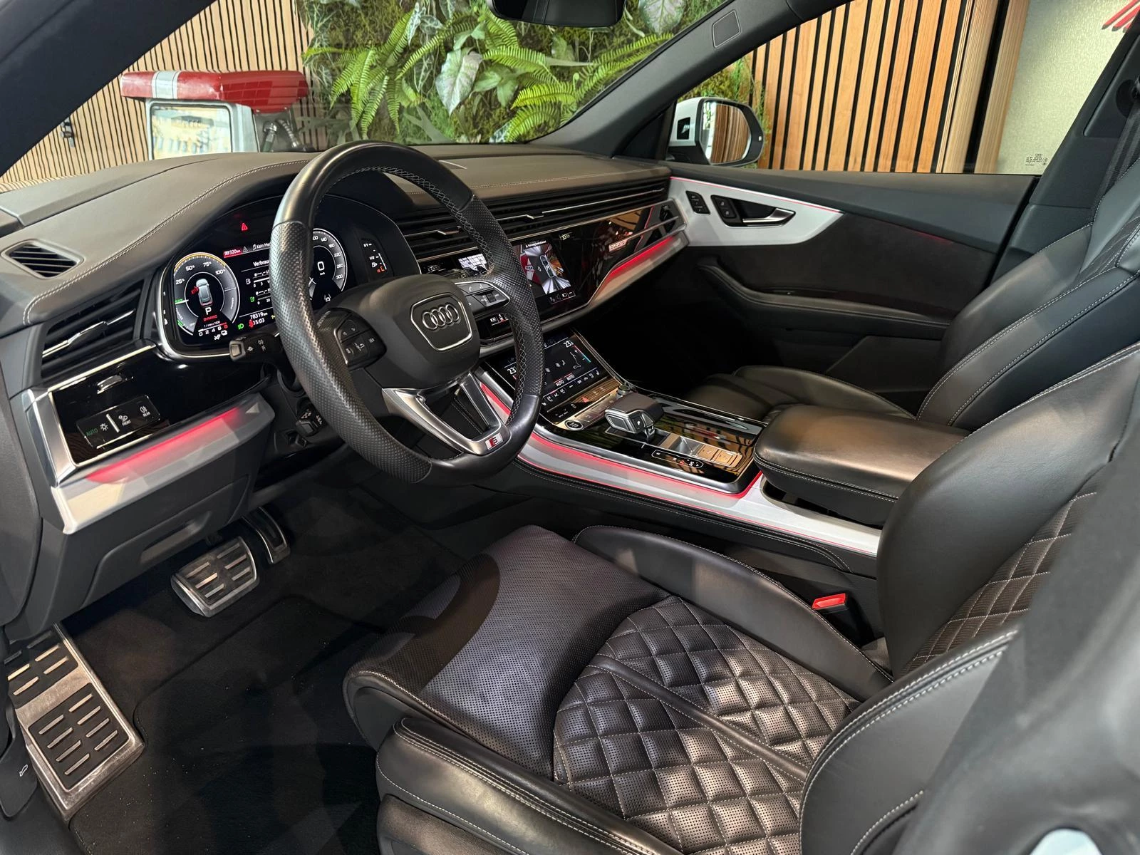 Hoofdafbeelding Audi Q8