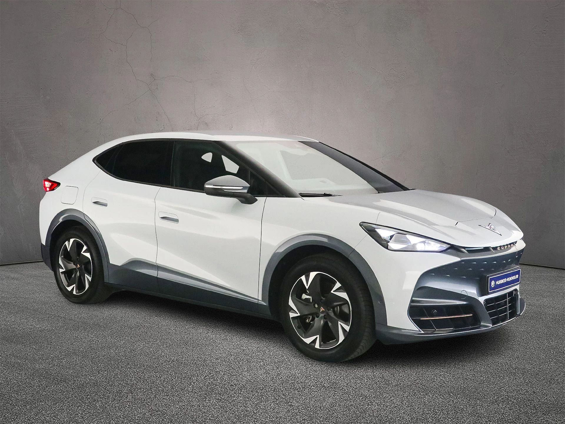 Hoofdafbeelding CUPRA Tavascan