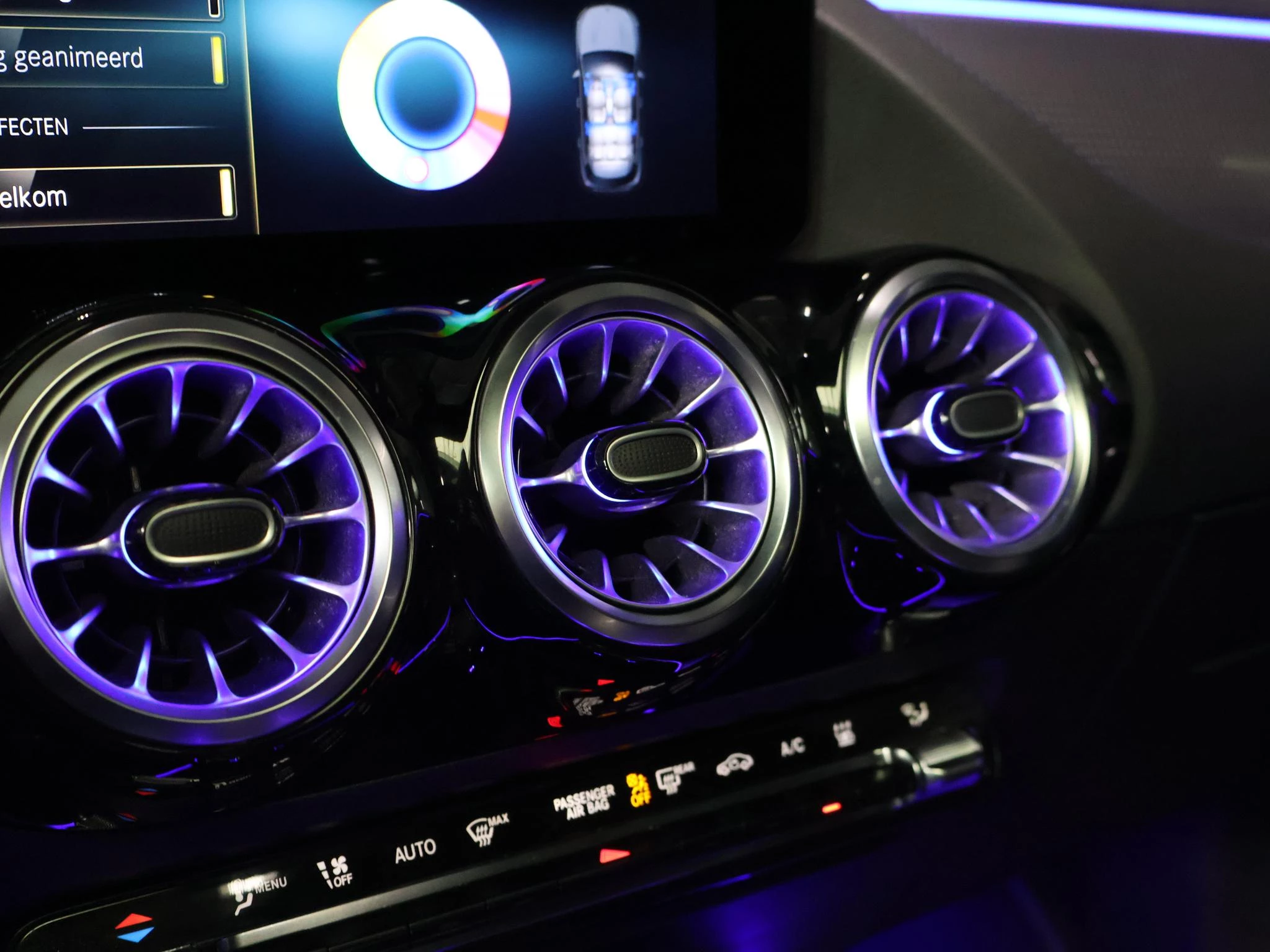 Hoofdafbeelding Mercedes-Benz EQA