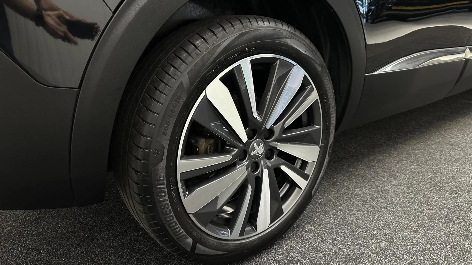 Hoofdafbeelding Peugeot 5008