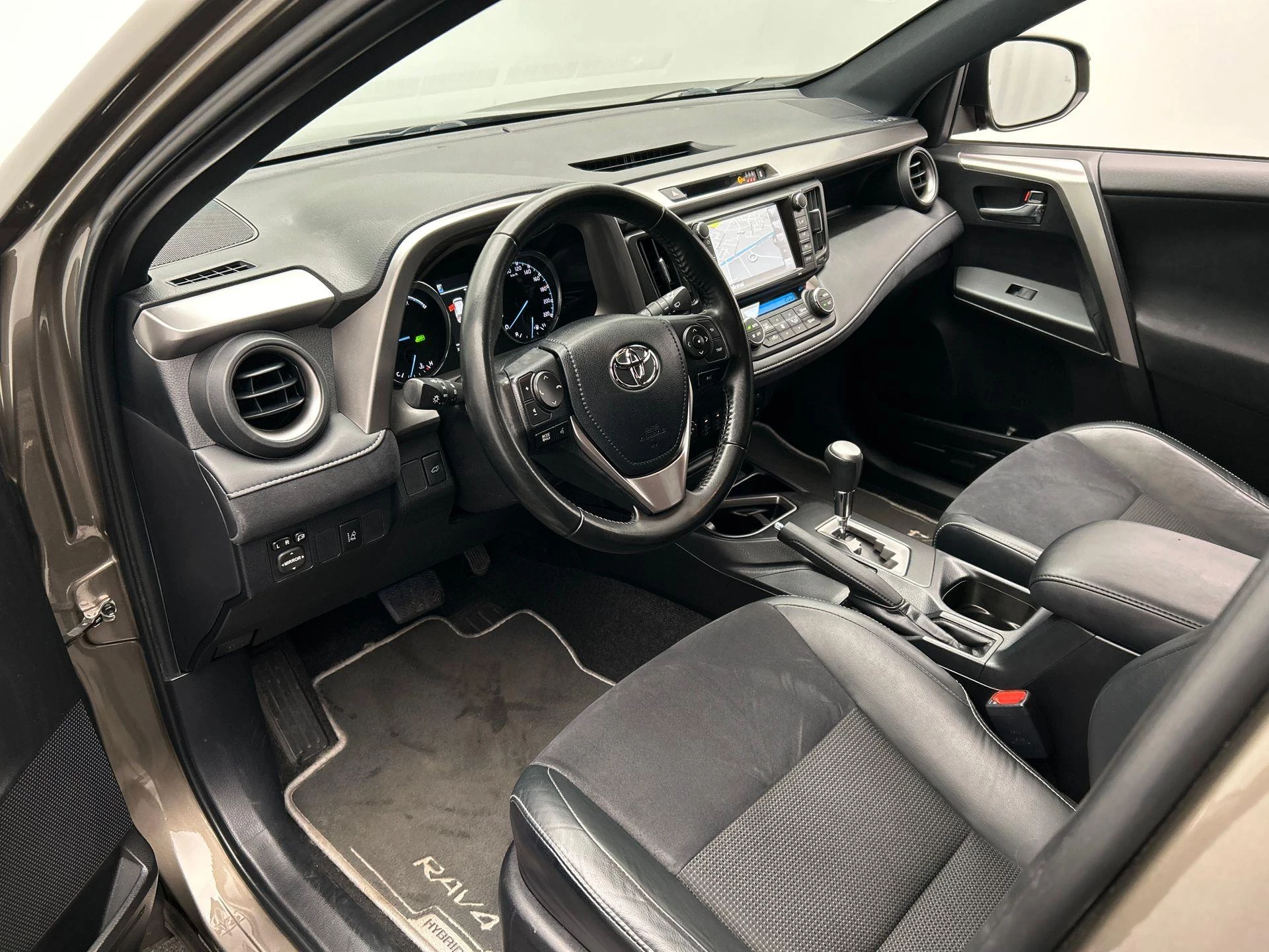 Hoofdafbeelding Toyota RAV4