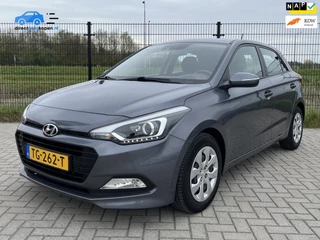 Hoofdafbeelding Hyundai i20 Hyundai I20 1.0 T-GDI Comfort | PDC | Camera | Navi |